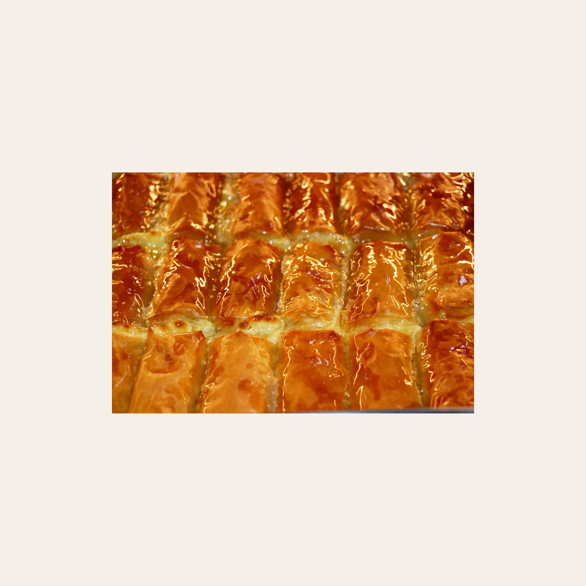 Млечна баница с домашен крем