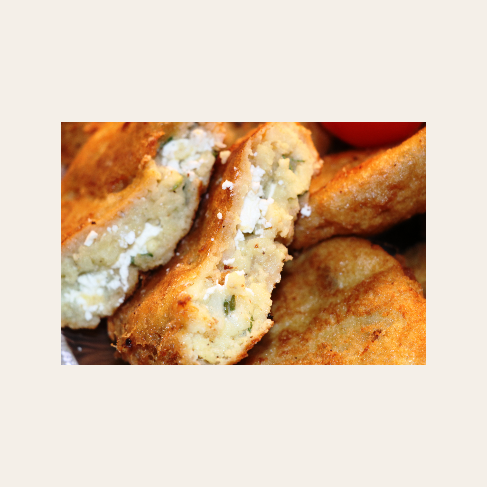 Картофени кюфтета със сирене