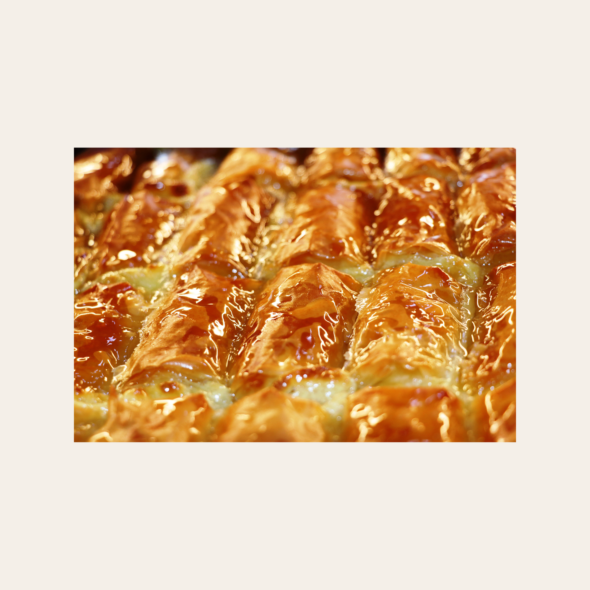 Млечна баница с домашен крем